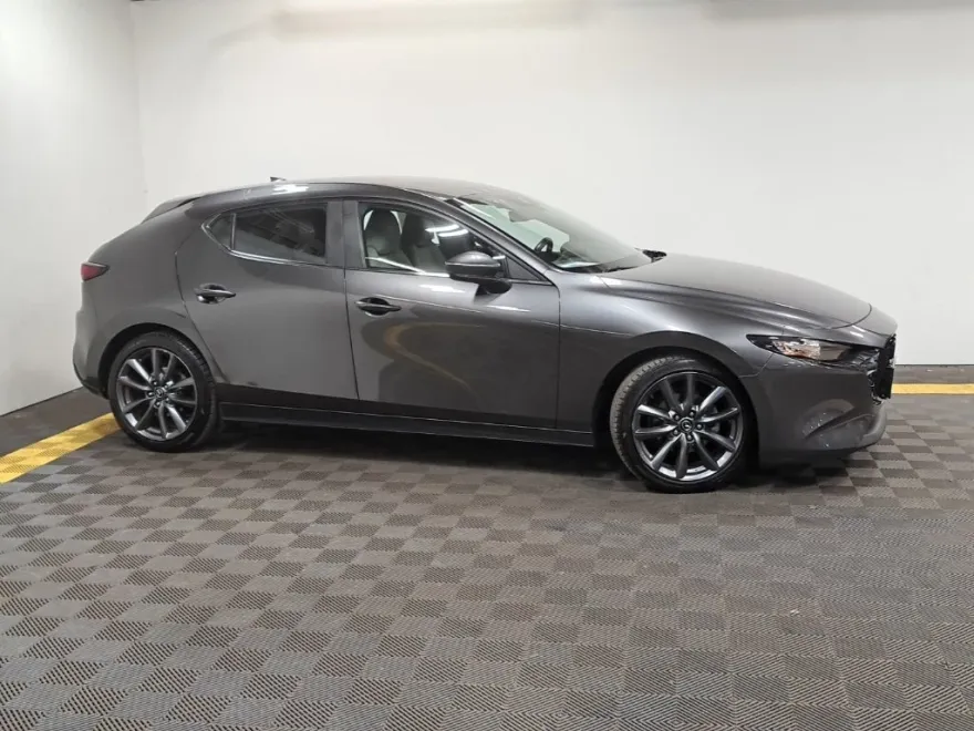2019 Mazda Mazda3 Preferred photo 1