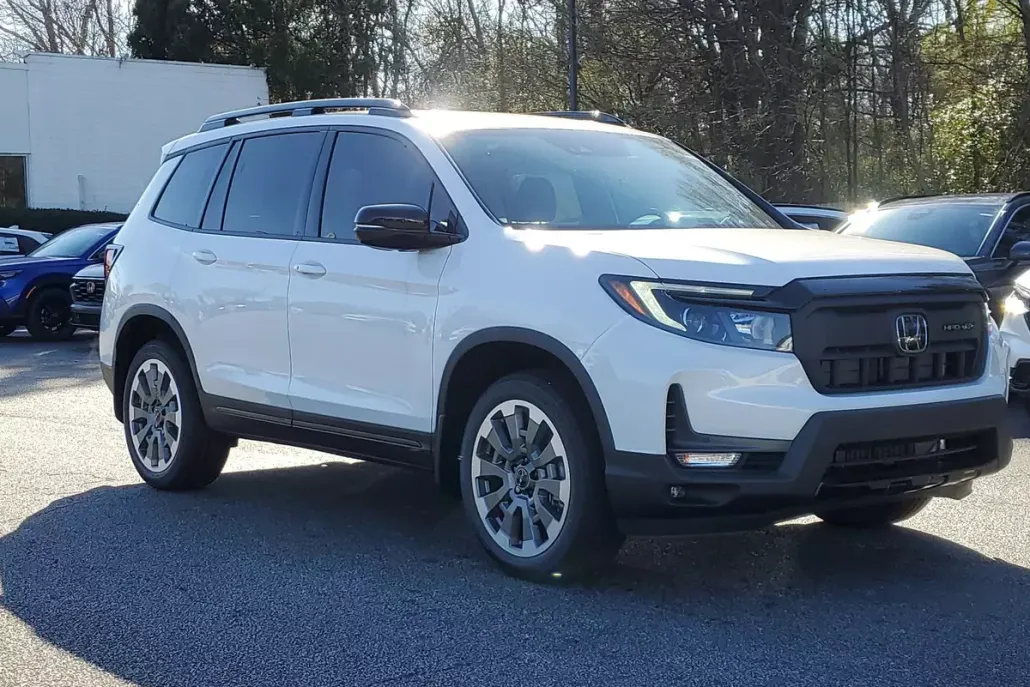 2025 Honda Passport Black Edition photo 1