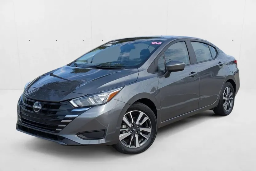 2024 Nissan Versa SV photo 1
