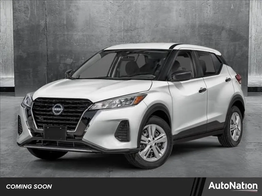 2025 Nissan Kicks Play S photo 1