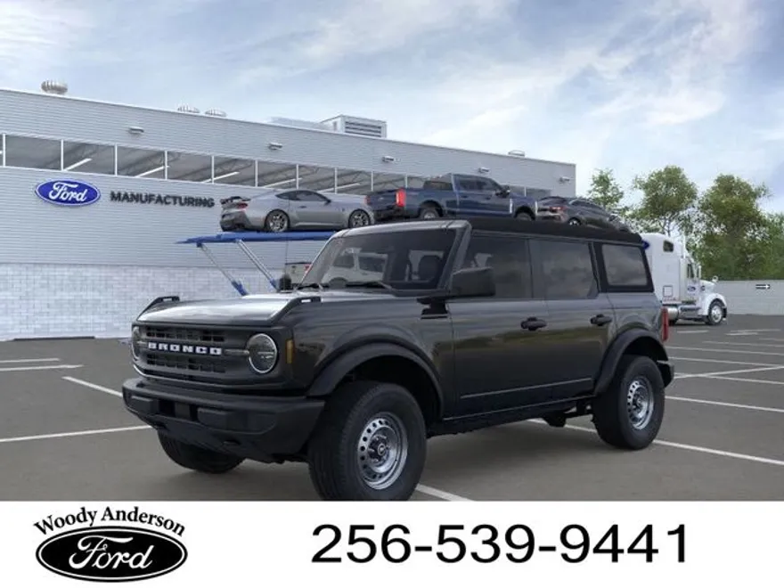 2025 Ford Bronco Base photo 1