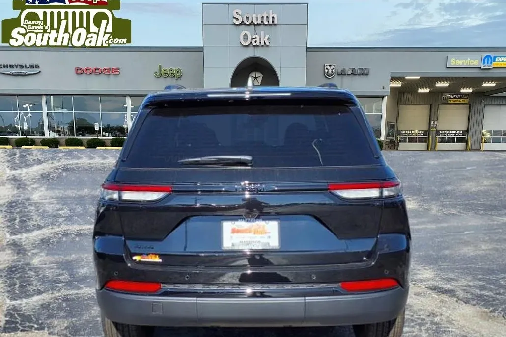 2025 Jeep Grand Cherokee Altitude X photo 1