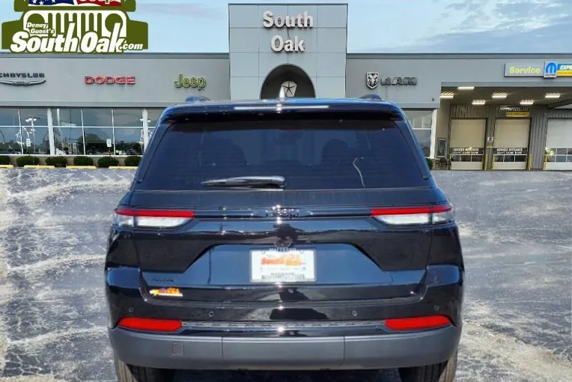 2025 Jeep Grand Cherokee Altitude X photo 1