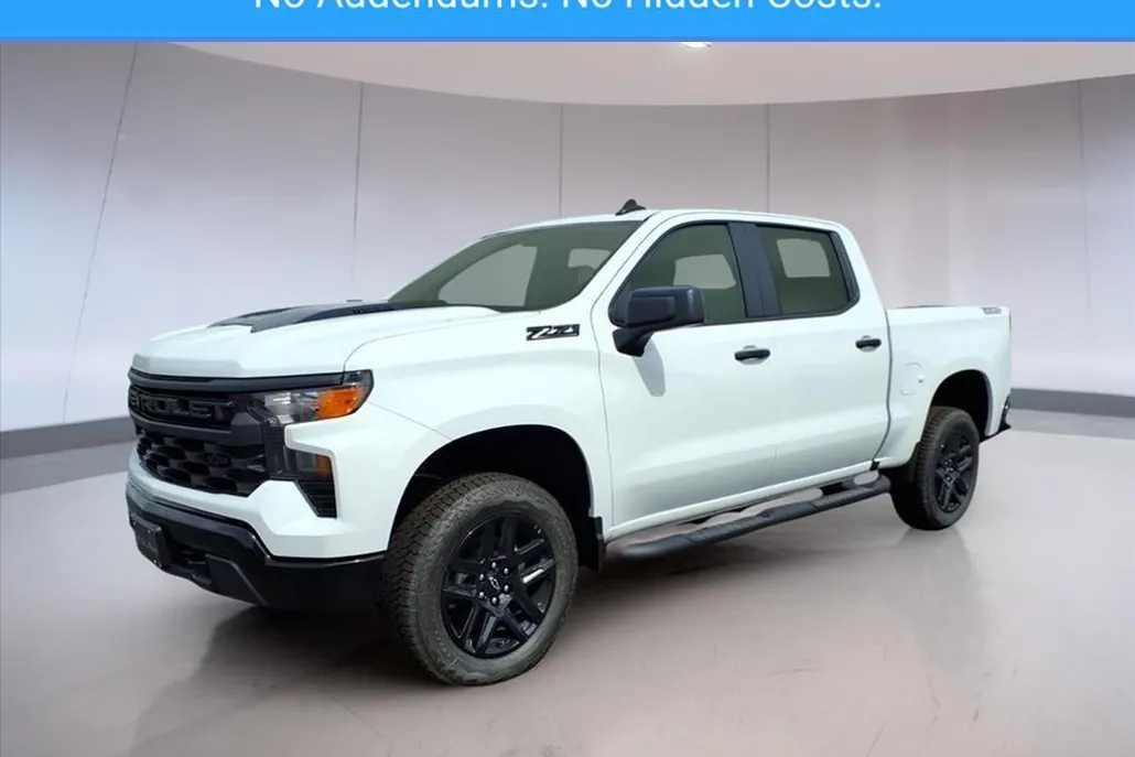 2026 Chevrolet Silverado 1500 Custom Trail Boss photo 1