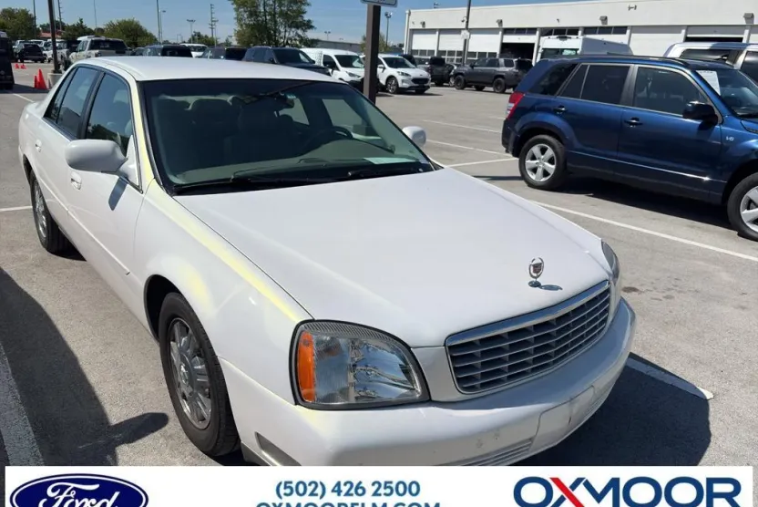 2005 Cadillac DeVille photo 1