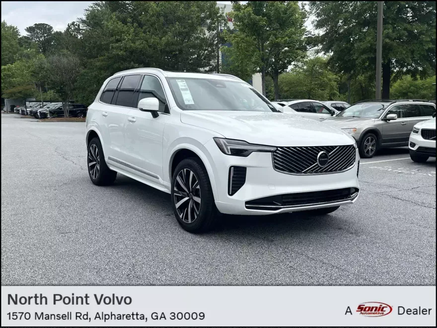 2025 Volvo XC90 Core photo 1
