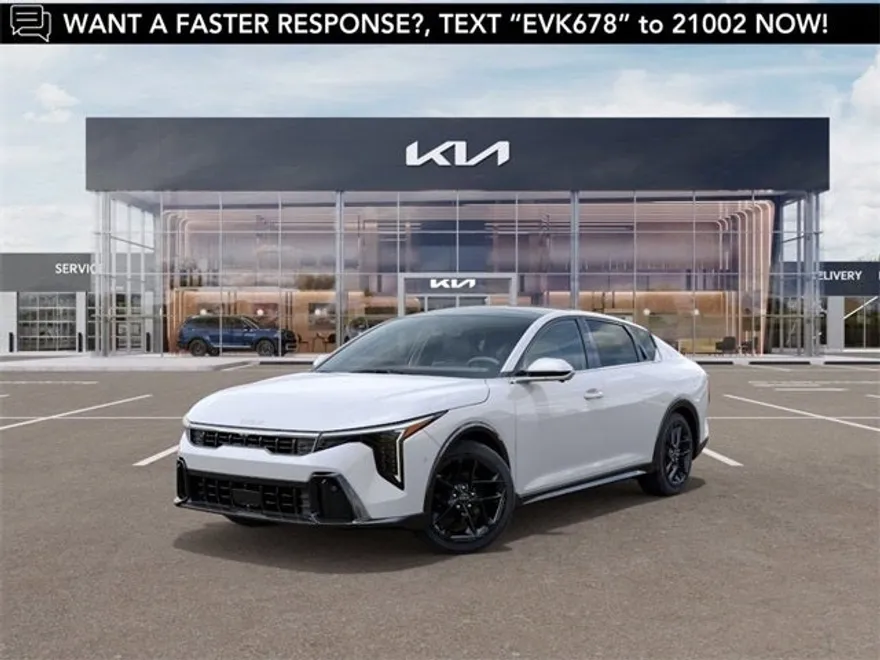 2025 Kia K4 GT-Line Turbo photo 1