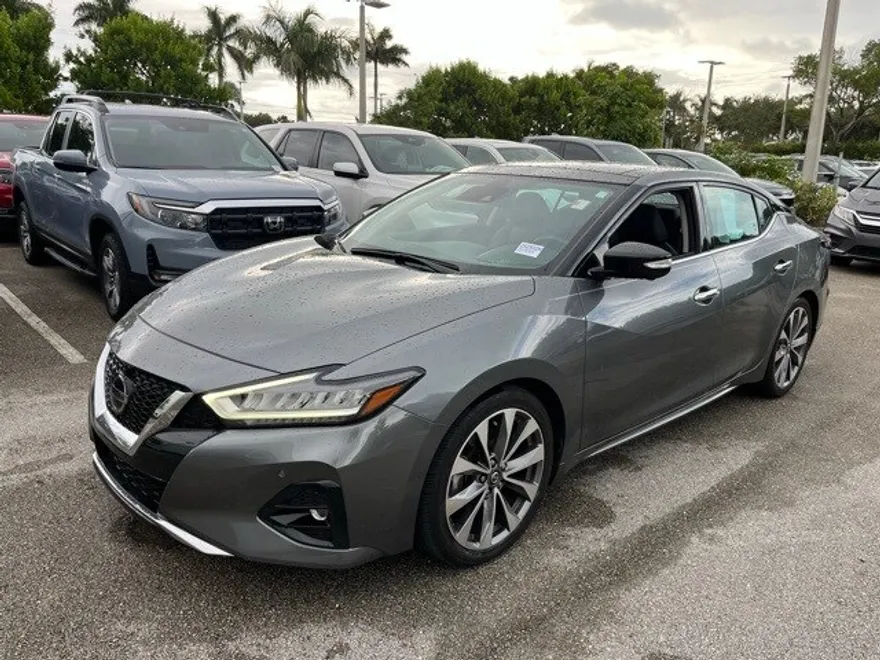 2021 Nissan Maxima Platinum photo 1