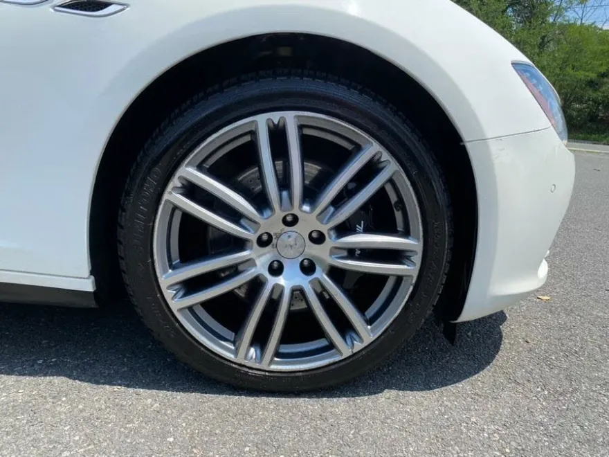 2014 Maserati Ghibli S Q4 photo 30