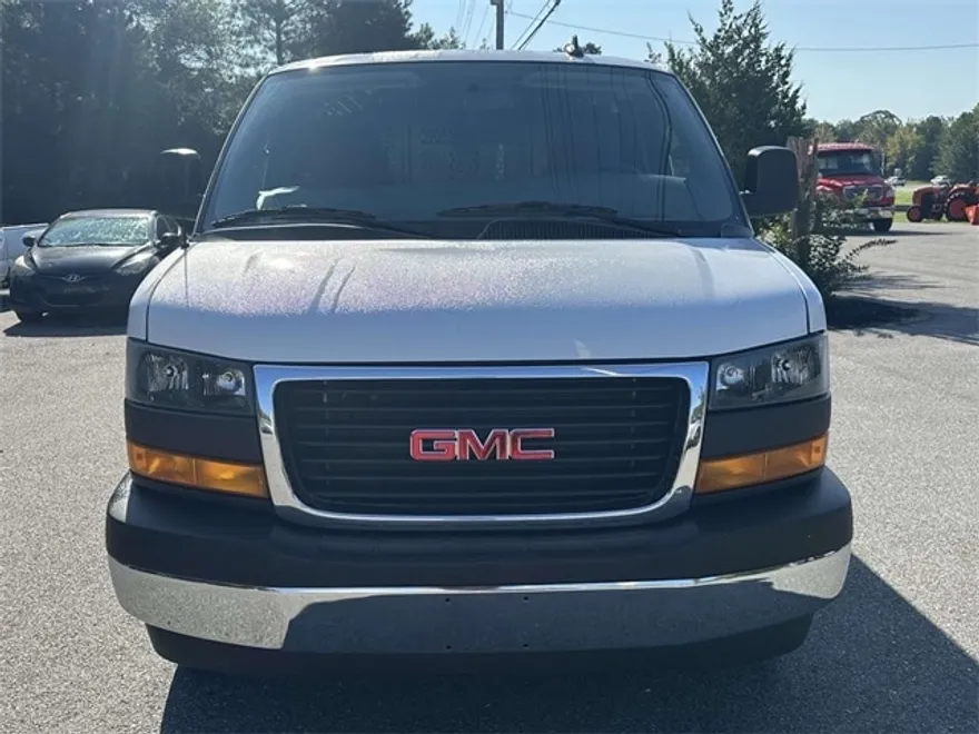 2024 Gmc Savana 2500 Cargo photo 1