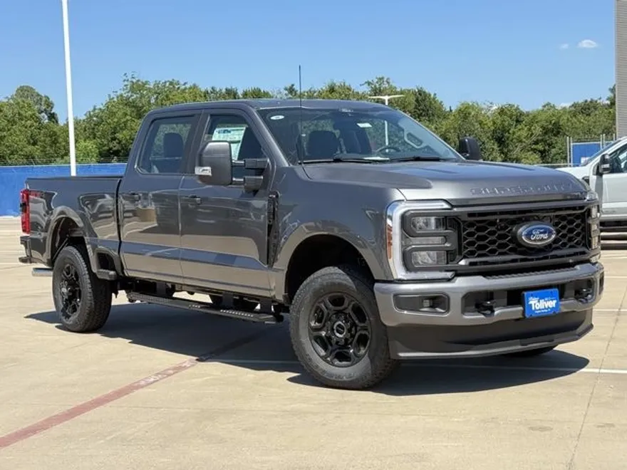 2025 Ford F-250 XL photo 1