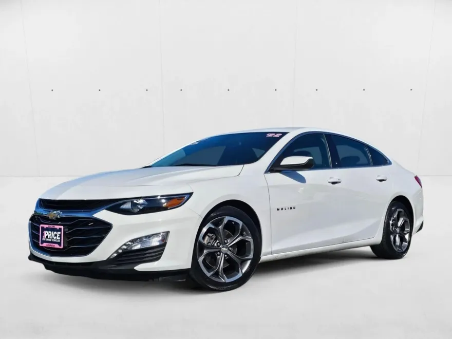 2022 Chevrolet Malibu 1LT photo 1