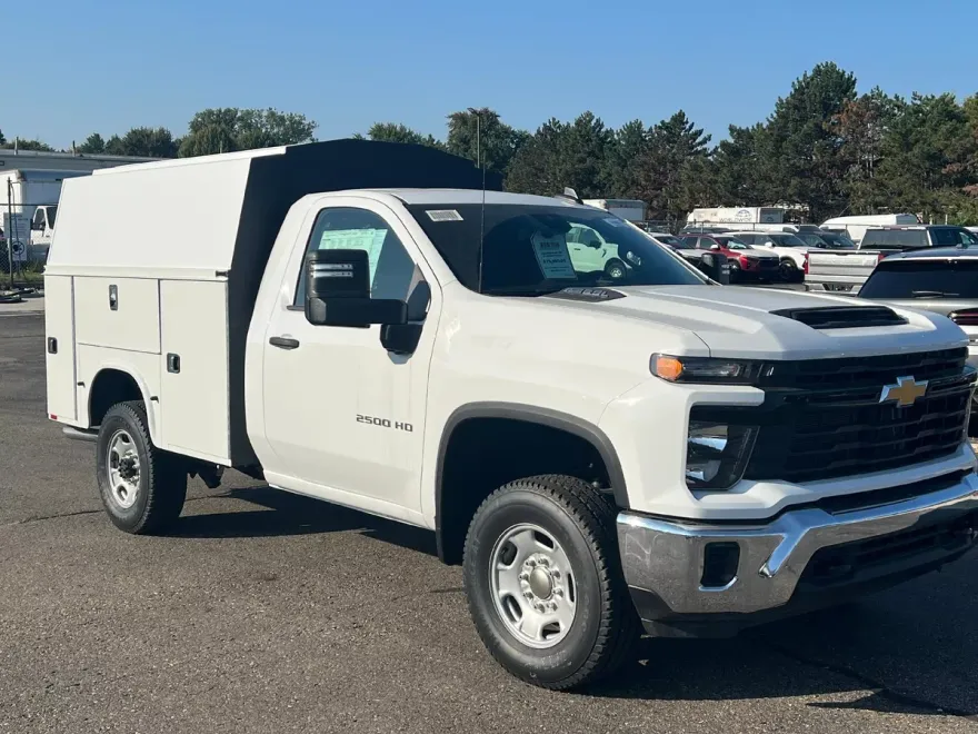 2024 Chevrolet Silverado 2500HD photo 1