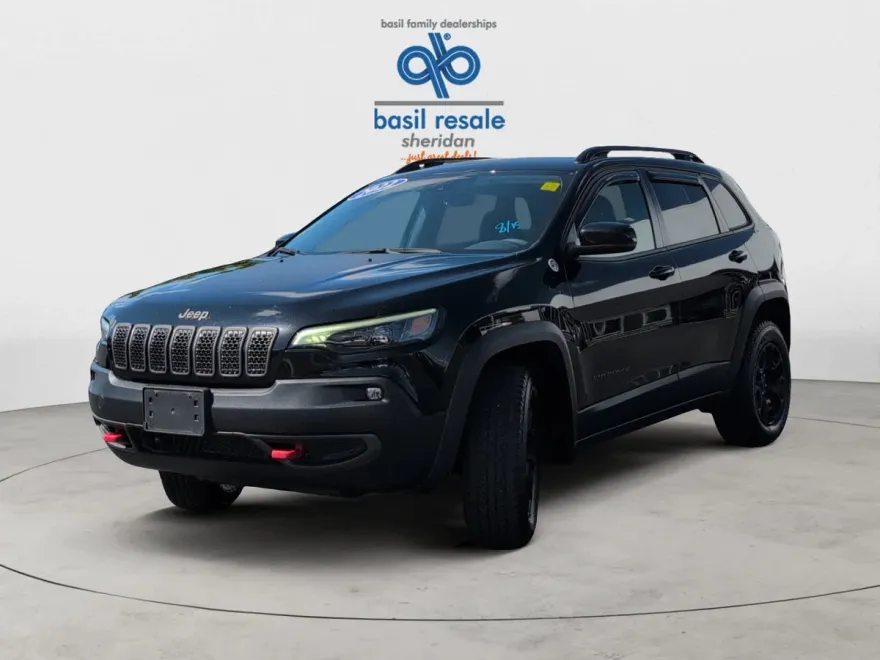2022 Jeep Cherokee Trailhawk photo 1