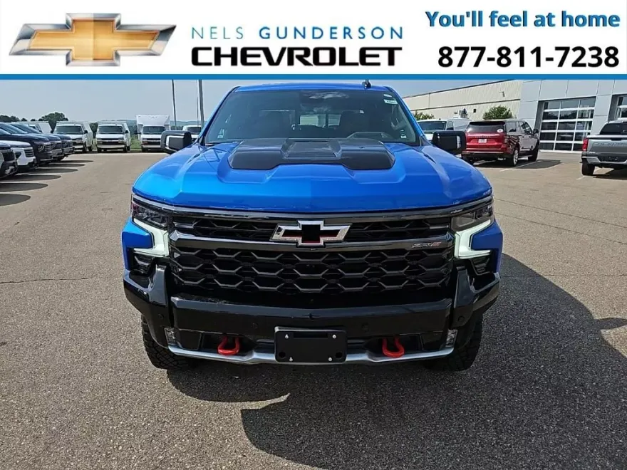 2025 Chevrolet Silverado 1500 ZR2 photo 1