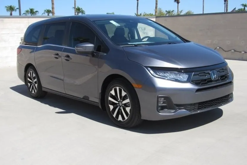 2026 Honda Odyssey EX-L photo 1