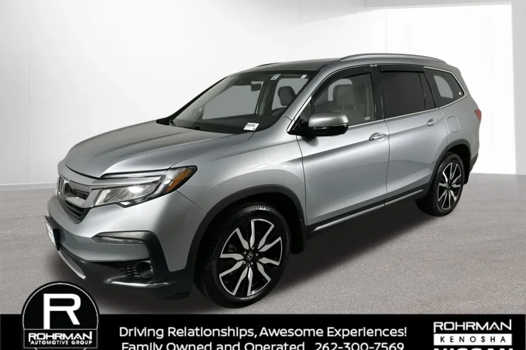 2020 Honda Pilot Touring photo 1