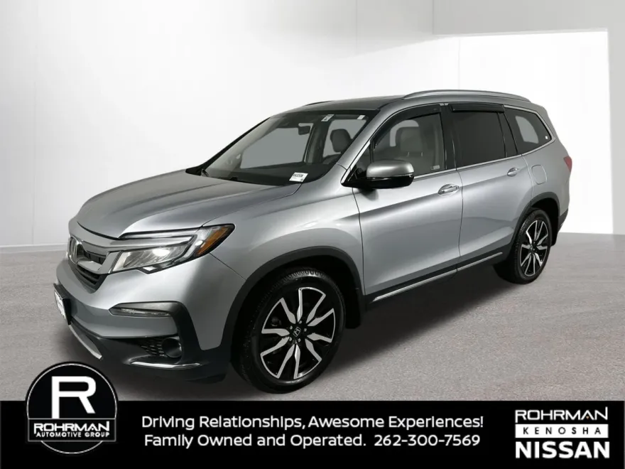 2020 Honda Pilot Touring photo 1