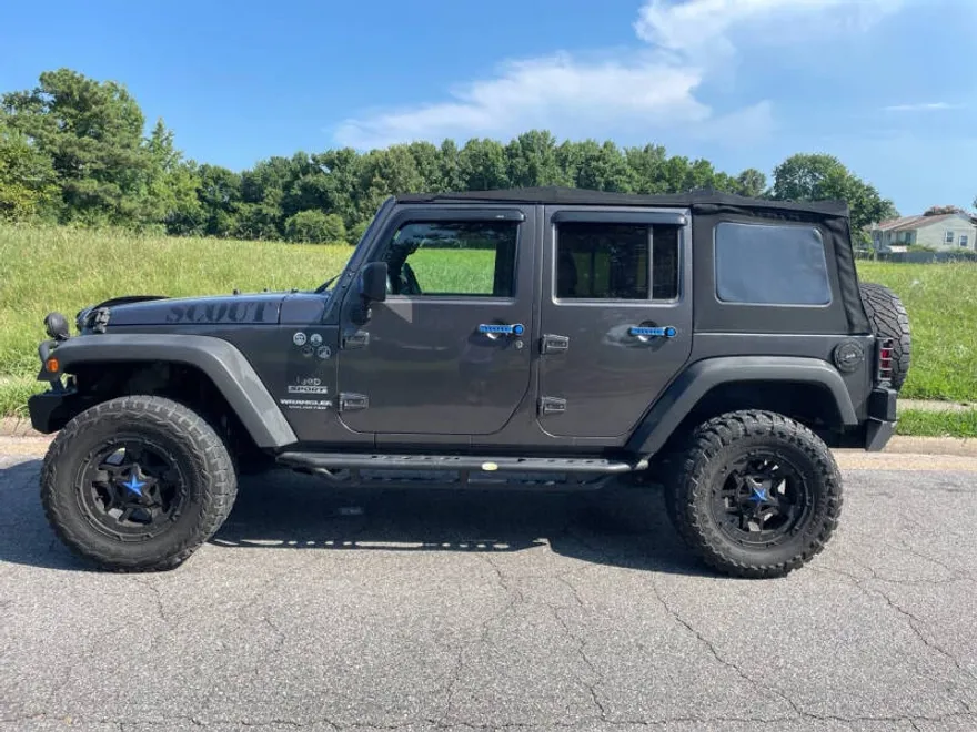 2016 Jeep Wrangler Unlimited Sport S photo 1