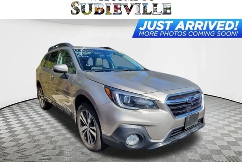 2019 Subaru Outback 2.5i Limited photo 1