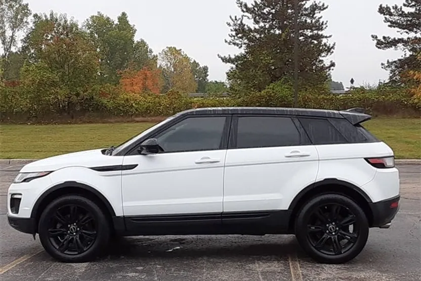 2018 Land Rover Range Rover Evoque SE Premium photo 1