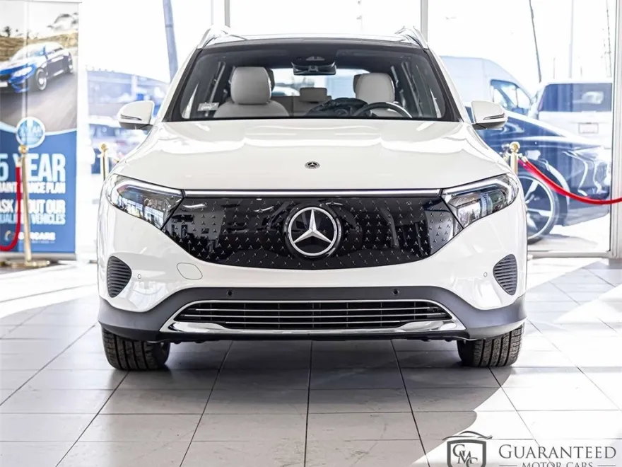 2024 Mercedes Benz EQB 300 photo 1