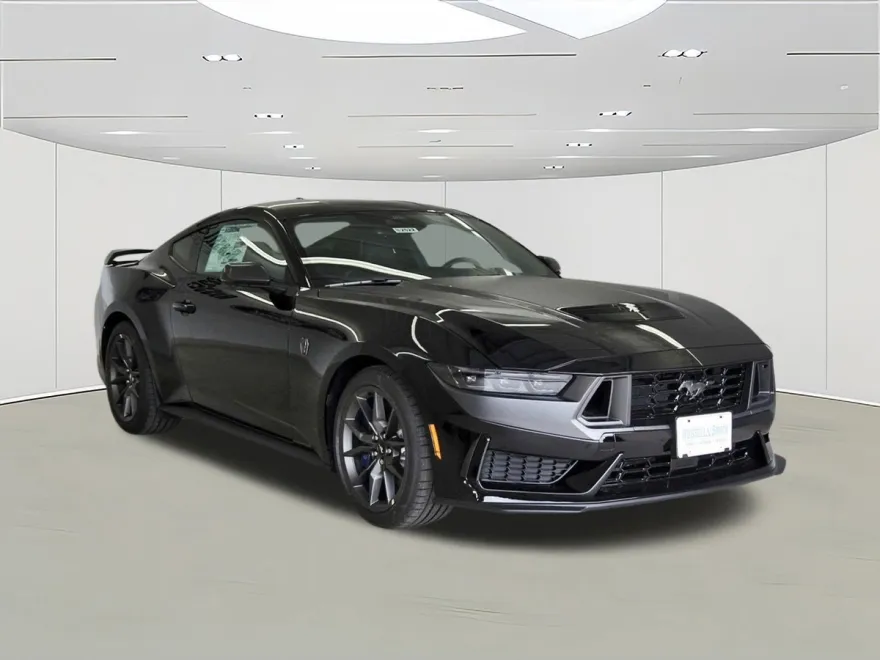 2025 Ford Mustang Dark Horse photo 1