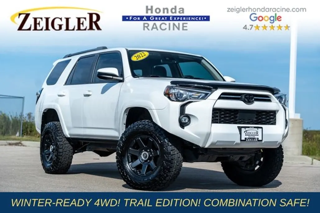 2022 Toyota 4Runner SR5 Trail photo 1