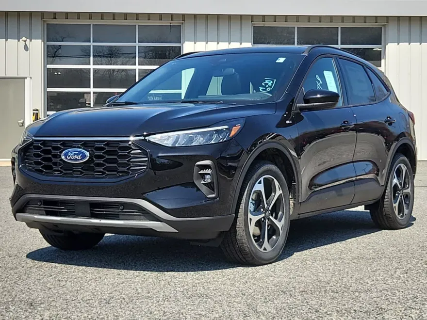 2025 Ford Escape ST-Line Select photo 1