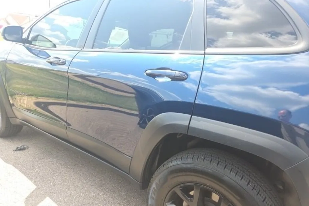 2022 Jeep Cherokee Trailhawk photo 1