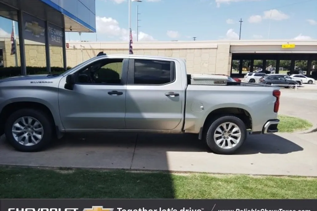 2020 Chevrolet Silverado 1500 Custom photo 1