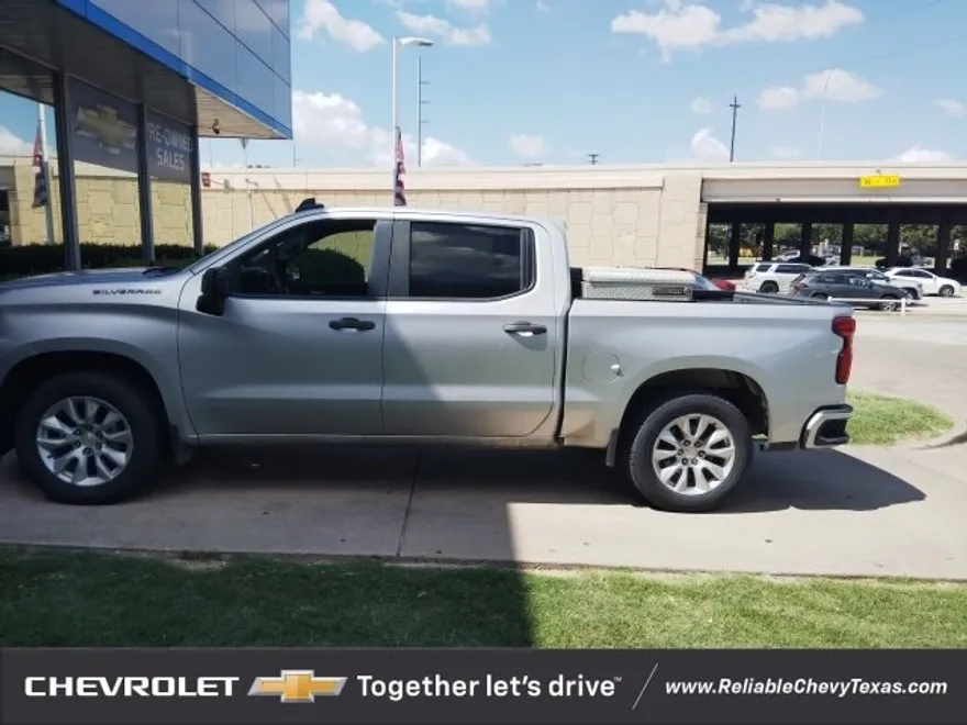 2020 Chevrolet Silverado 1500 Custom photo 1