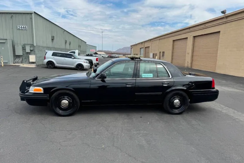 2011 Ford Crown Victoria Police Interceptor photo 1