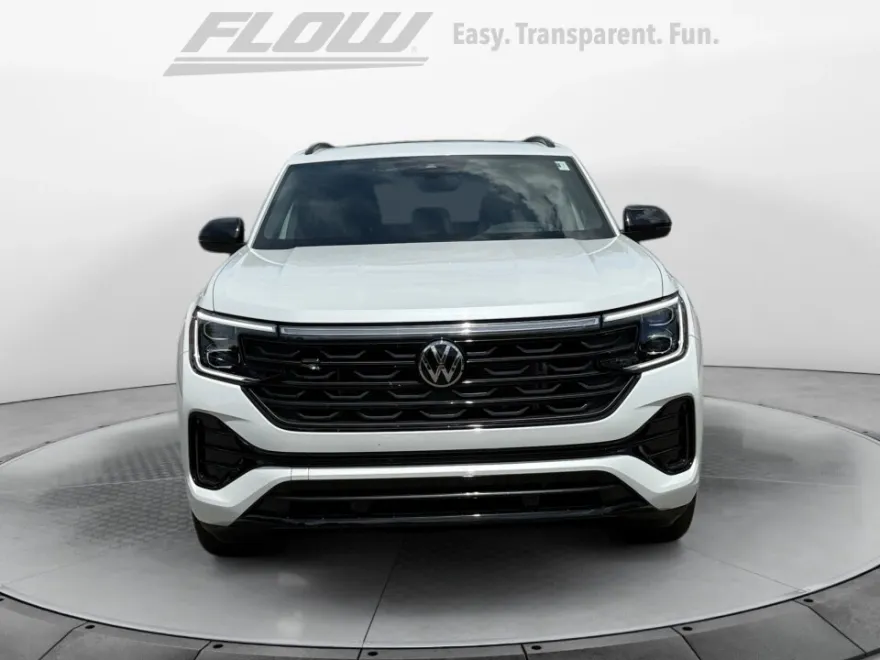 2025 Volkswagen Atlas Cross Sport SEL R-Line photo 1