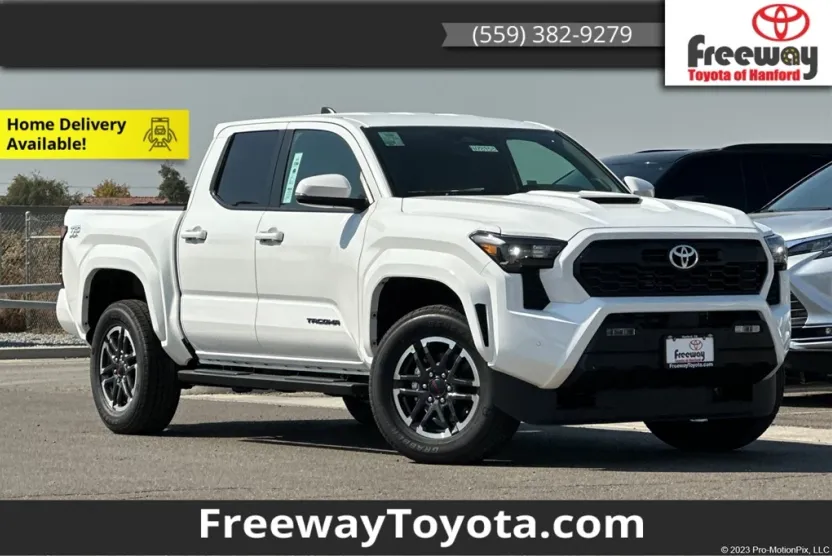 2025 Toyota Tacoma TRD Sport 4x4 Double Cab photo 1