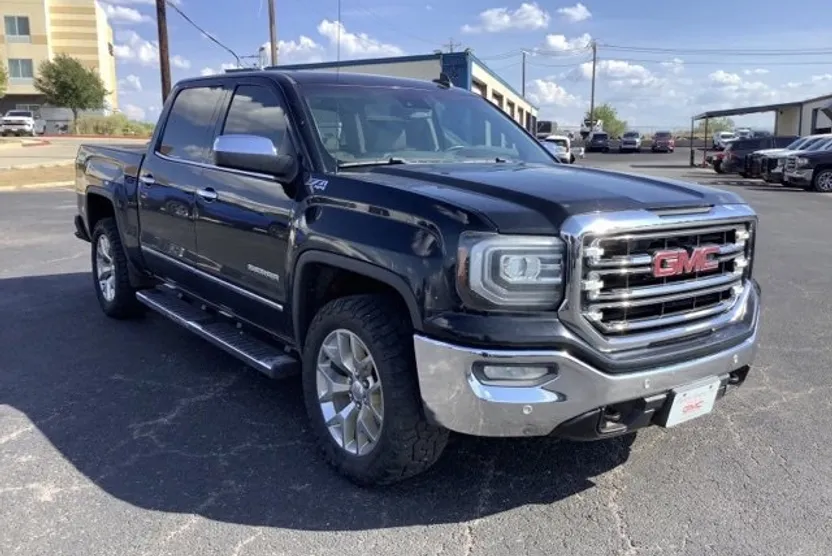 2018 Gmc Sierra 1500 SLT photo 1