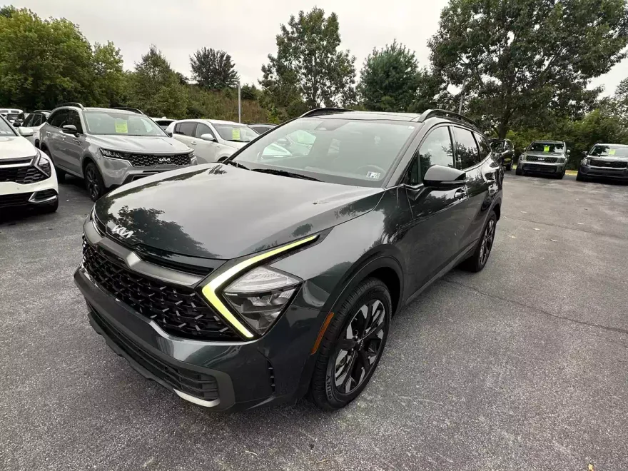 2023 Kia Sportage X-Line photo 1