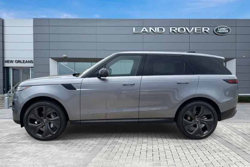 2025 Land Rover Range Rover Sport SE photo 1