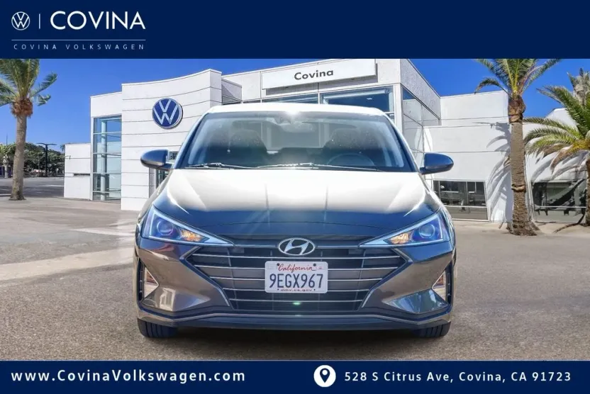 2020 Hyundai Elantra SE photo 1