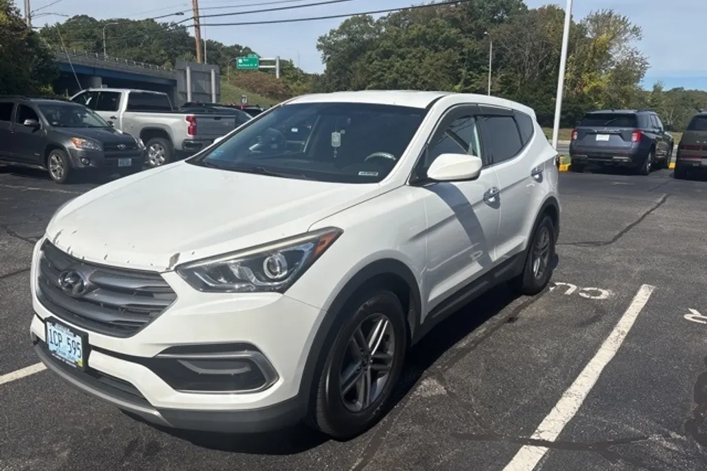 2017 Hyundai Santa Fe Sport Base photo 1