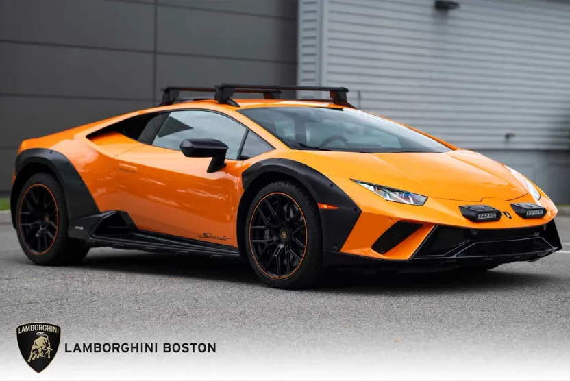 2023 Lamborghini Huracan Sterrato photo 1