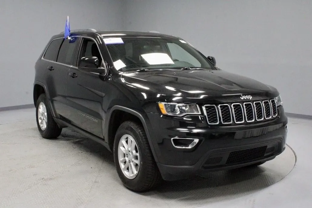 2018 Jeep Grand Cherokee Laredo E photo 1