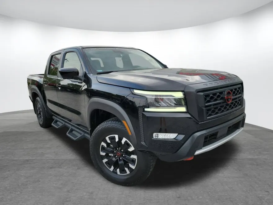 2024 Nissan Frontier PRO-4X photo 1