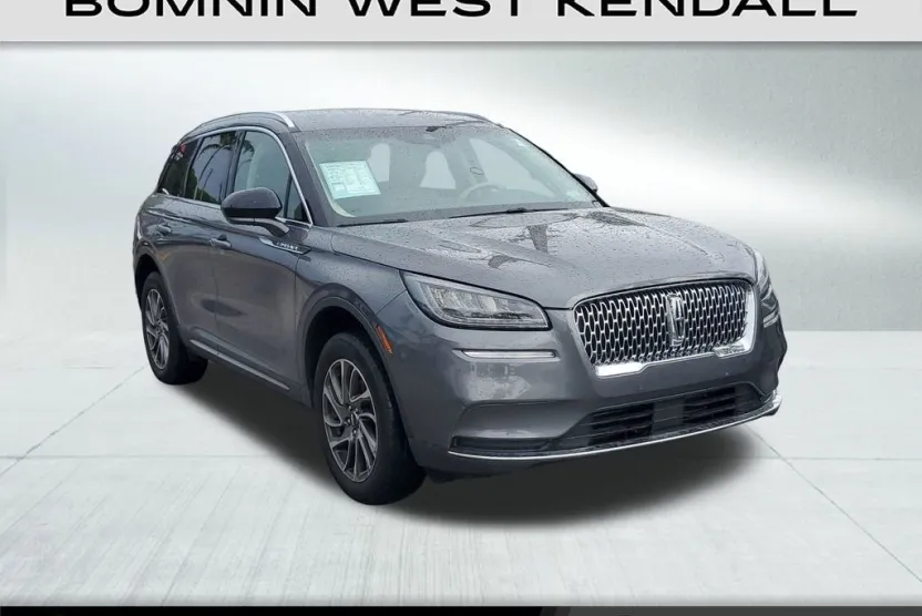 2022 Lincoln Corsair Standard photo 1