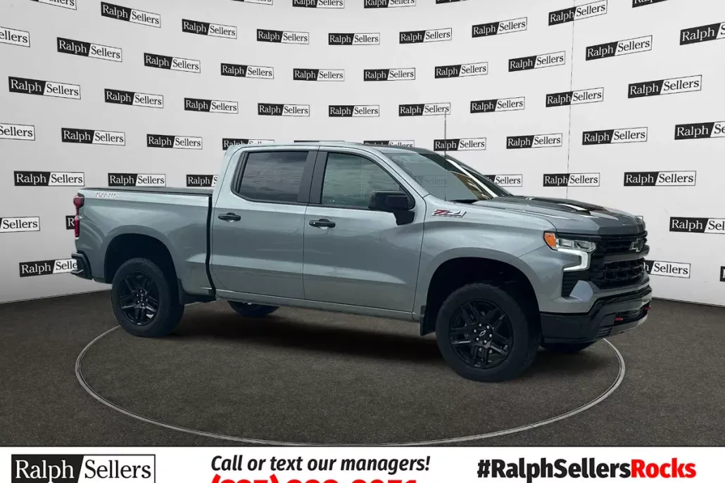2024 Chevrolet Silverado 1500 LT Trail Boss photo 1
