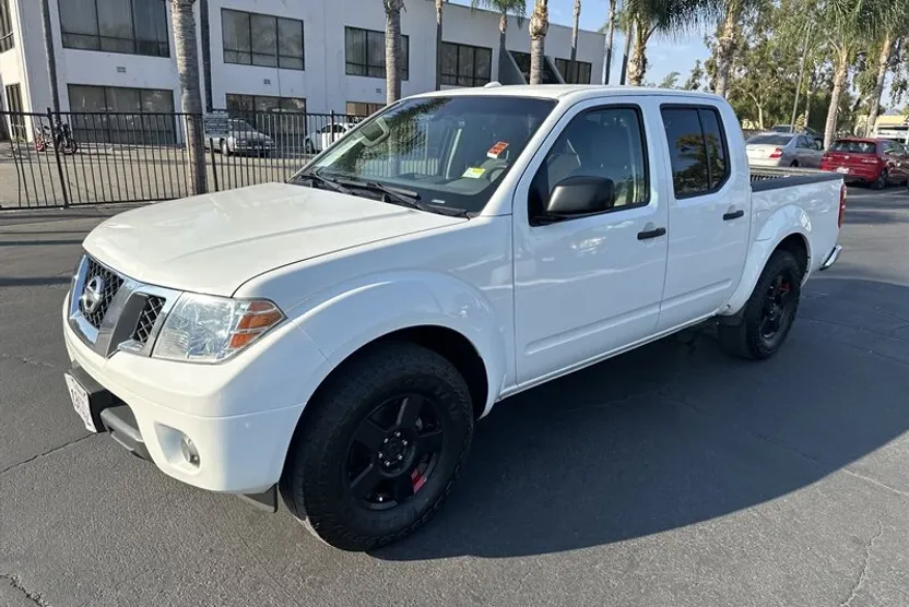 2018 Nissan Frontier SV photo 1
