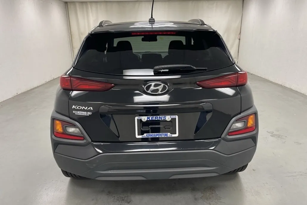 2018 Hyundai Kona SEL photo 1