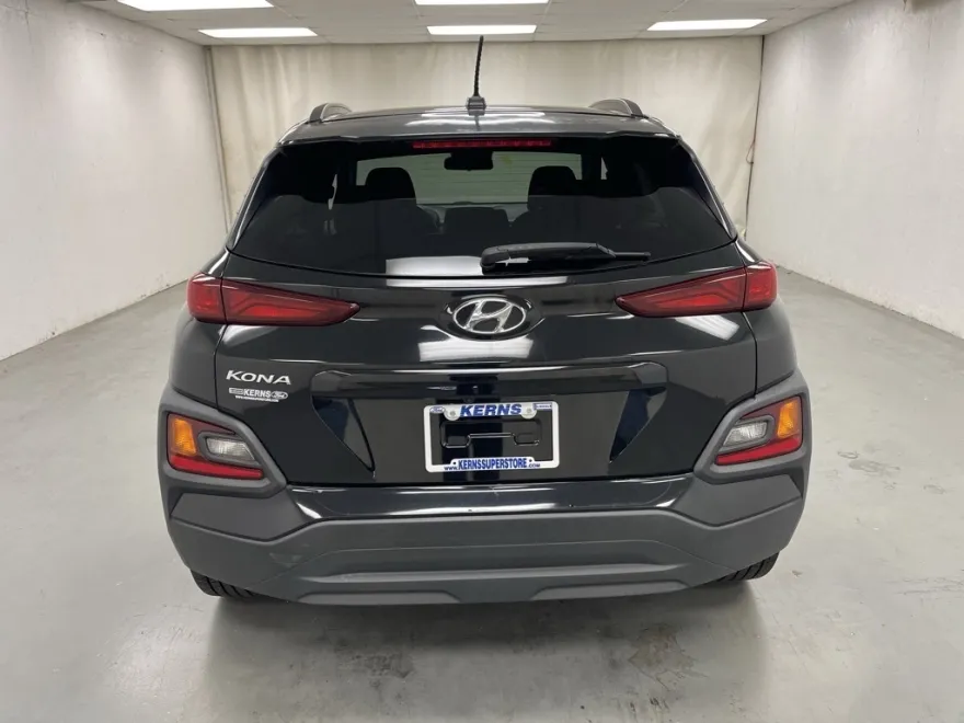 2018 Hyundai Kona SEL photo 1