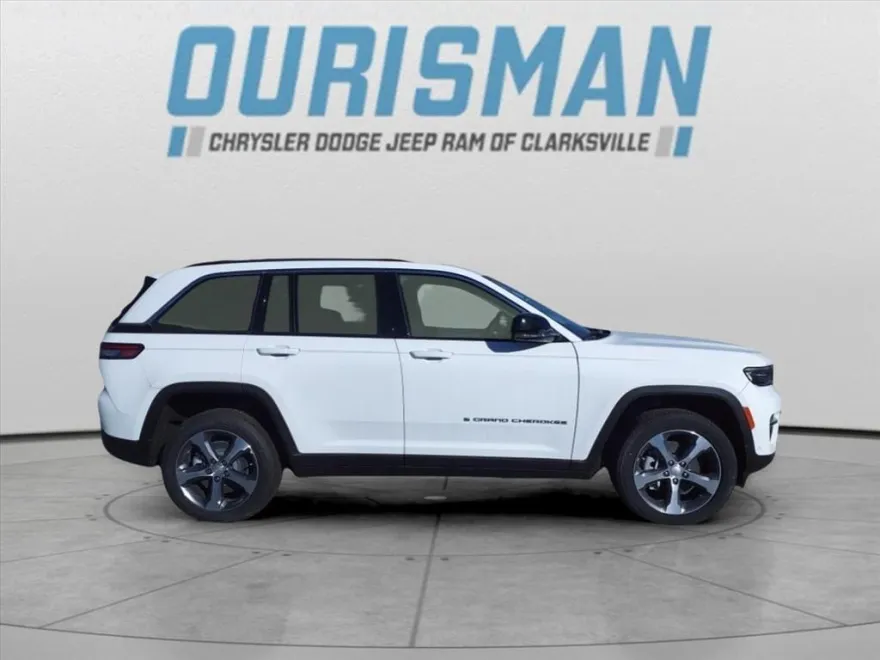 2024 Jeep Cherokee Base 4xe photo 1