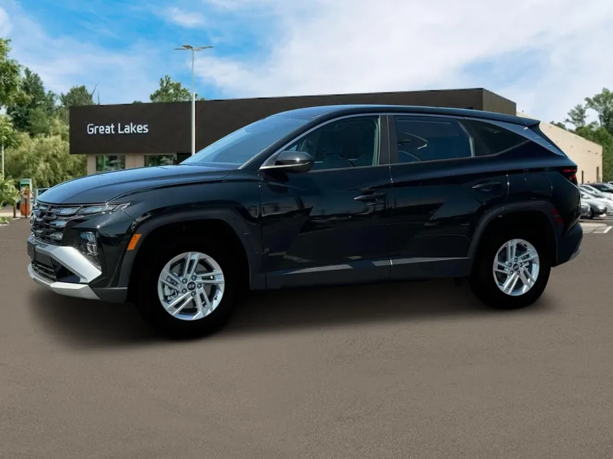 2025 Hyundai Tucson SE photo 1